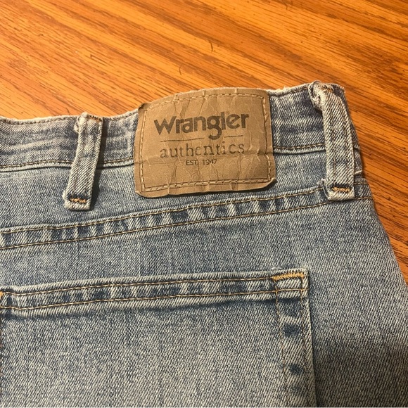 Wrangler Authentics Men’s Jeans 38x30 - Picture 8 of 9